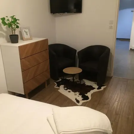 アパート Studio Calme, Lumineux, Terrasse, Wifi, 1.5 Km Du Front De Mer *