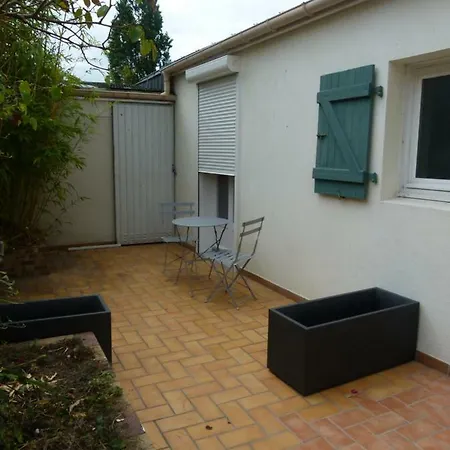 Studio Calme, Lumineux, Terrasse, Wifi, 1.5 Km Du Front De Mer アパート *
