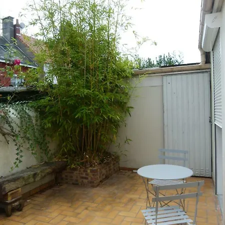 アパート Studio Calme, Lumineux, Terrasse, Wifi, 1.5 Km Du Front De Mer