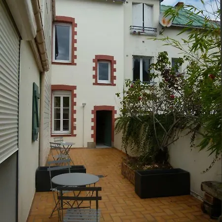 Studio Calme, Lumineux, Terrasse, Wifi, 1.5 Km Du Front De Mer